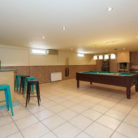 Villa Wine Experience Cambrils - Wine, Art & Games Bagian luar foto