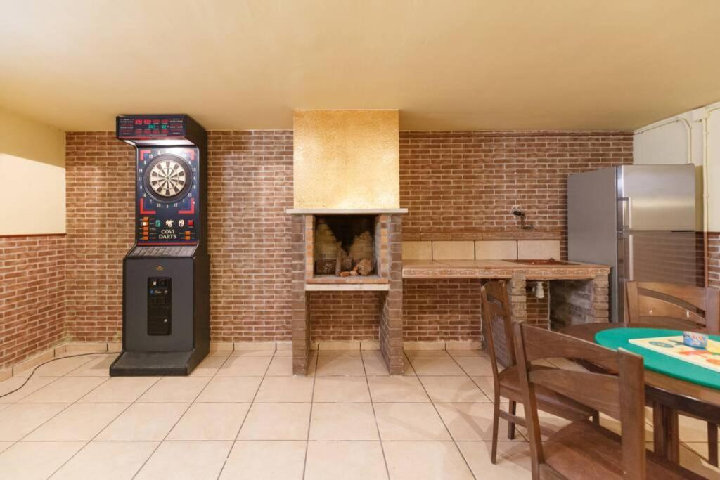 Villa Wine Experience Cambrils - Wine, Art & Games Bagian luar foto